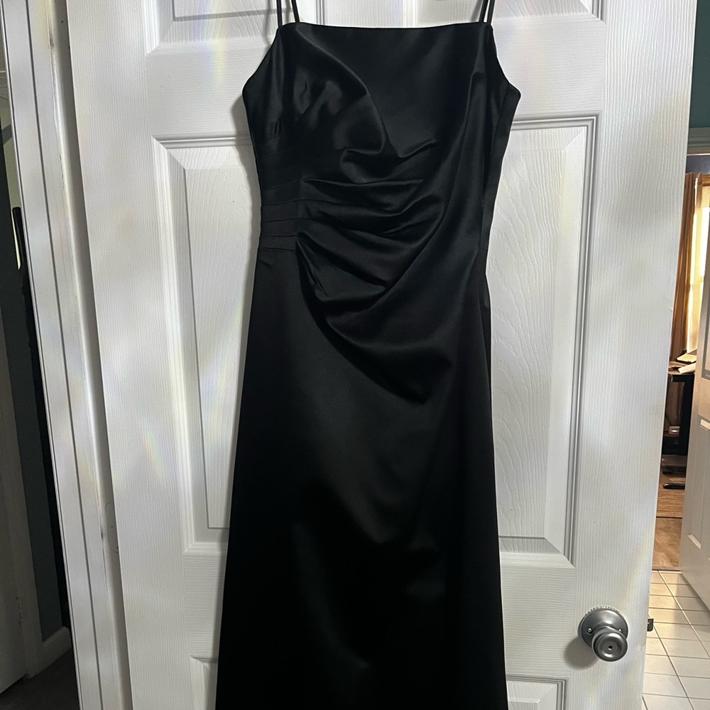 Cache black satin strapless rushed at waste floor length dress